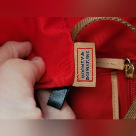 Dooney & Bourke shoulder bag - Picture 7 of 10